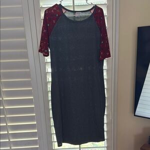 LuLaRoe Gray Sheath Dress with 3/4 Raglan Sleeves
